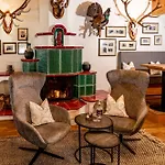 Gloecknerin Aparthotel 4*