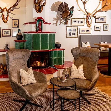 & Gloecknerin Appart hôtel 4*