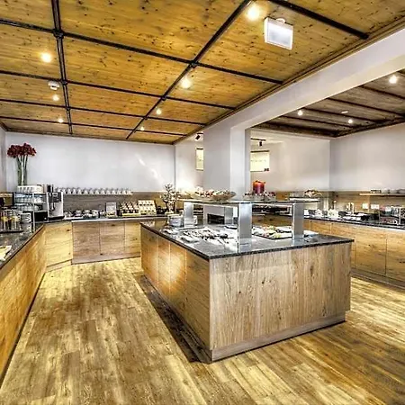 Appartement&suiten Glöcknerin Aparthotel 4*